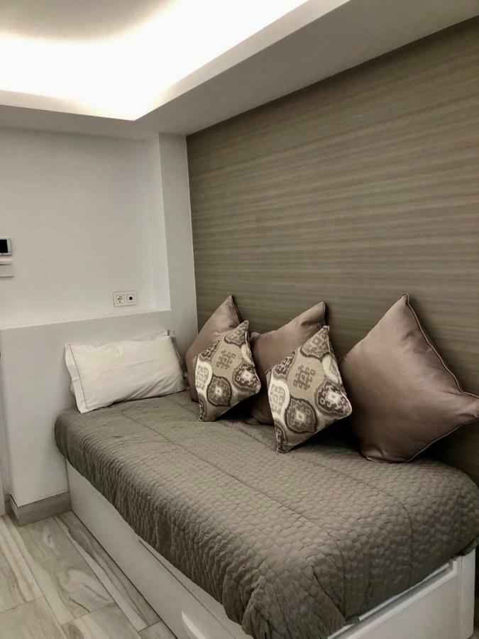 Luxury Apartment In La Isla, Walking Distance To Puerto Banus Marbella Exterior foto
